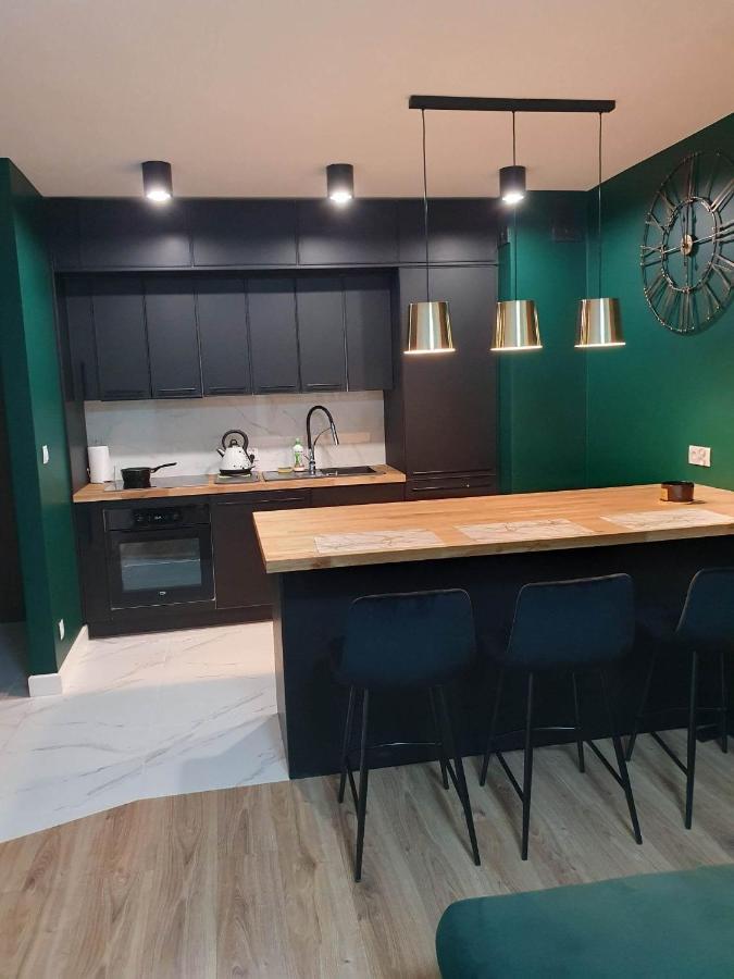 Apartament 3 Pokojowy Lub Pokoj W Mieszkaniu W Nowym Bloku Warsaw Luaran gambar