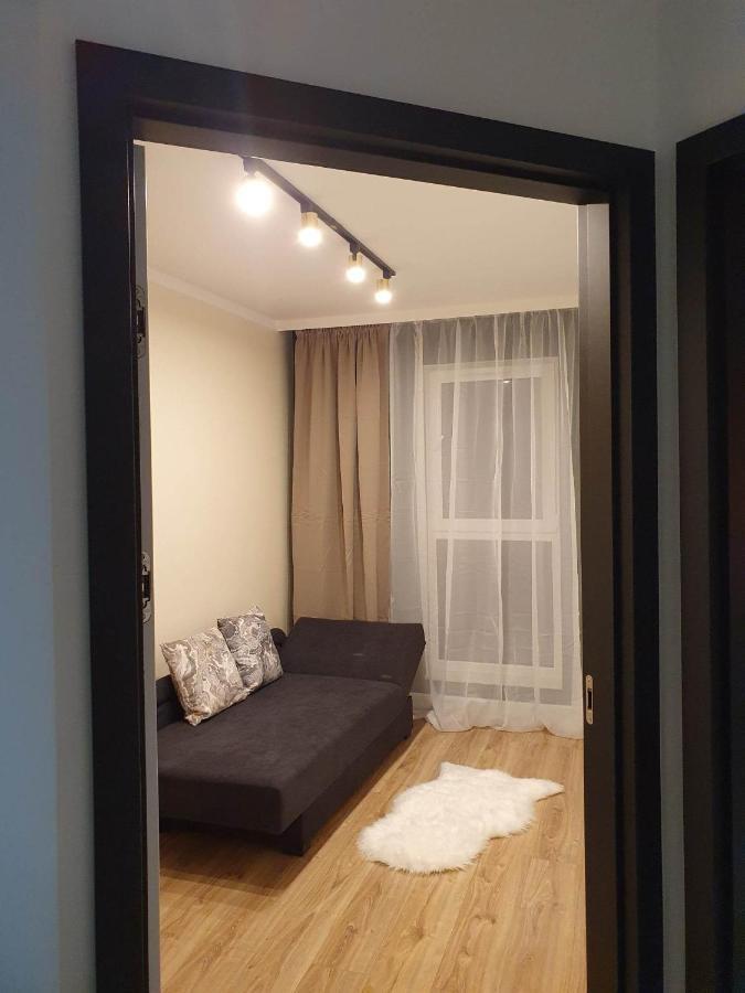 Apartament 3 Pokojowy Lub Pokoj W Mieszkaniu W Nowym Bloku Warsaw Luaran gambar